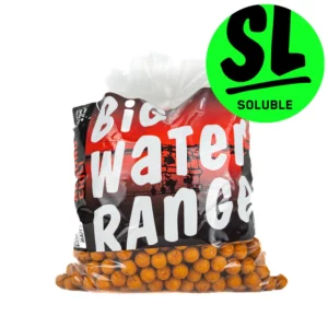 Soluble Almond Chili 20mm Futterboilie – entwickelt für maximale Lockwirkung und effektive Fangresultate."